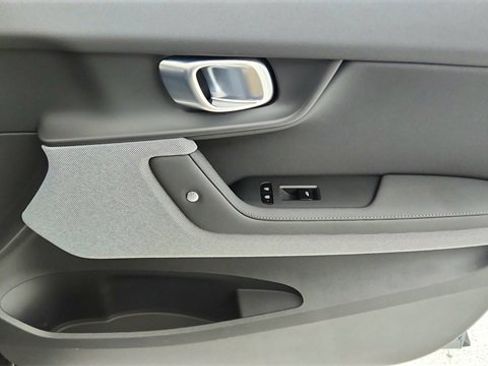 Used 2023 Polestar Polestar 2 w/ Pilot Pack image 23