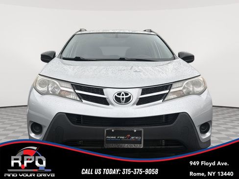 Used 2014 Toyota RAV4 LE image 8