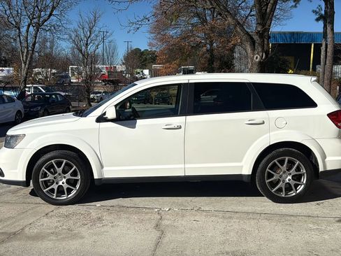 Used 2019 Dodge Journey GT image 4