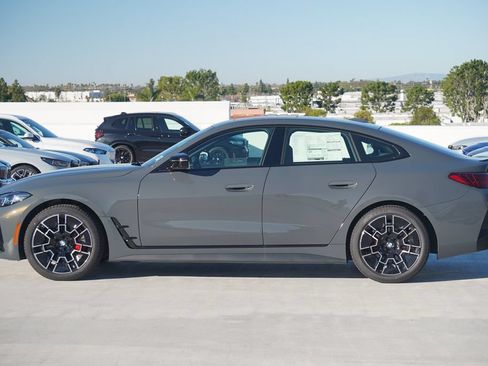 Used 2026 BMW 430i xDrive w/ M Sport Package AWD/4WD image 4