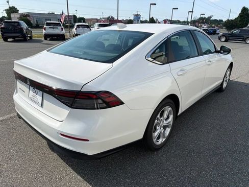 New 2026 Honda Accord LX image 9