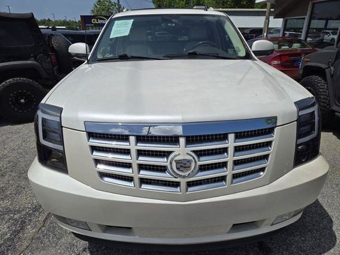Used 2008 Cadillac Escalade EXT AWD/4WD image 4
