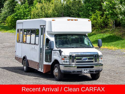 Used 2014 Ford E-450 and Econoline 450 Super Duty w/ Shuttle Bus Prep Package RWD image 11