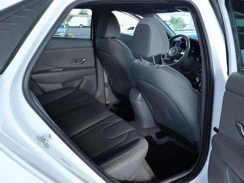 Used 2021 Hyundai Elantra SEL FWD image 32