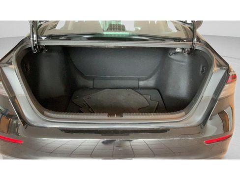 Used 2023 Honda Accord LX image 27