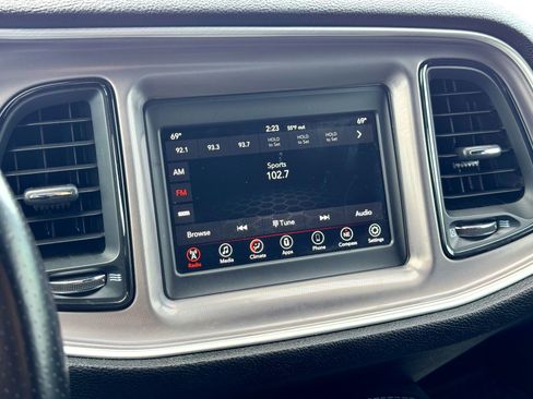 Used 2022 Dodge Challenger GT image 23