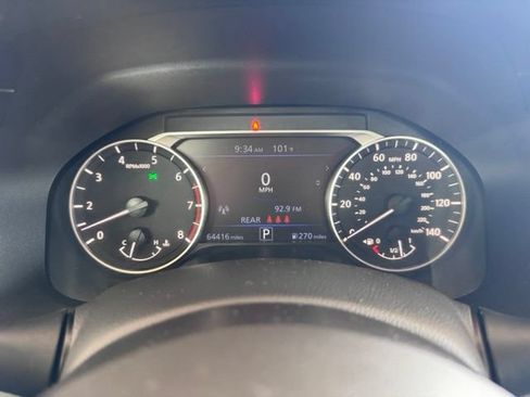 Used 2024 Nissan Altima 2.5 SV FWD image 17