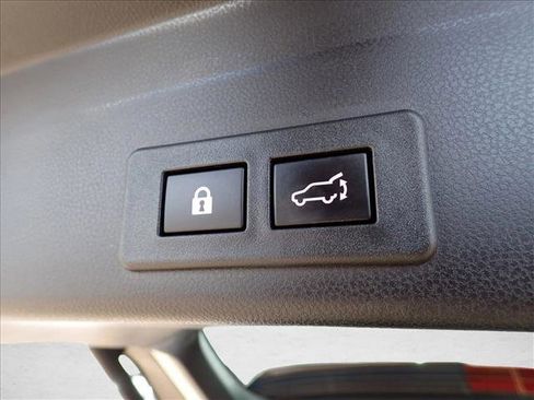 Used 2023 Subaru Ascent Onyx Edition Limited AWD/4WD image 9