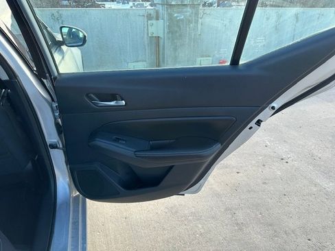 Used 2019 Nissan Altima 2.5 SV image 18