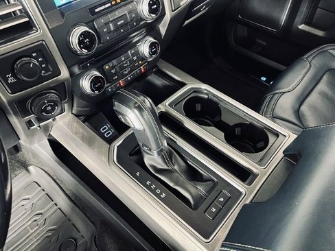 Used 2018 Ford F150 Limited image 30