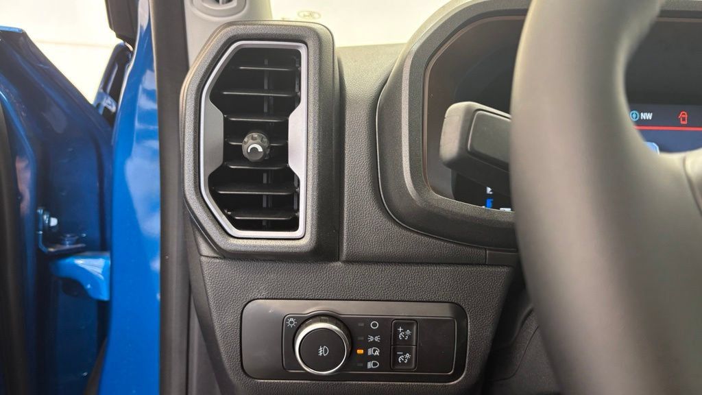New 2026 Ford Bronco Sport Outer Banks w/ Outer Banks Tech Package+ AWD/4WD image 35