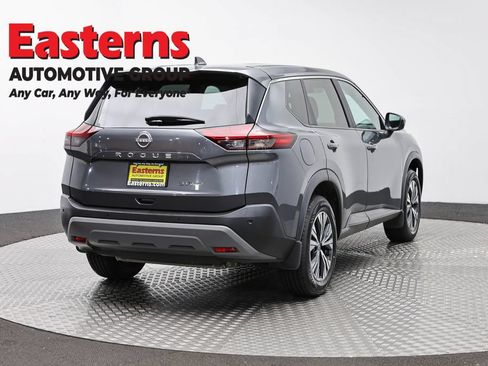 Used 2023 Nissan Rogue SV AWD/4WD image 5