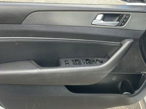 Used 2015 Hyundai Sonata Limited 2.0T image 6