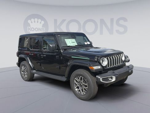 New 2025 Jeep Wrangler Sahara image 10