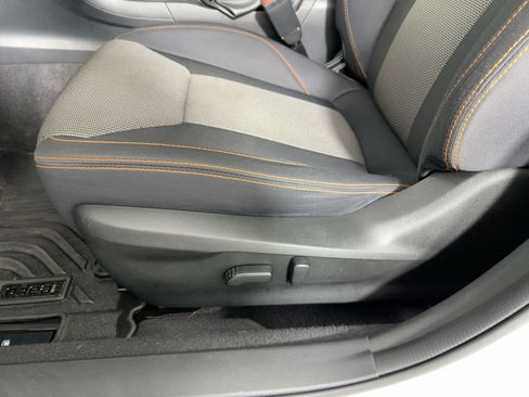 Used 2021 Subaru Crosstrek 2.0i Premium w/ Moonroof Package image 12