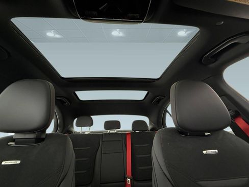 New 2026 Mercedes-Benz C 43 AMG 4MATIC Sedan image 21