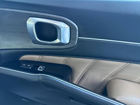 New 2026 Kia Sorento SX Prestige w/ Olive Brown Leather Package image 20