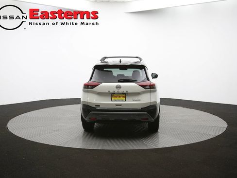 Used 2023 Nissan Rogue SL w/ SL Premium Package image 70