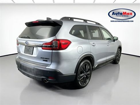 Used 2022 Subaru Ascent Onyx Edition image 2