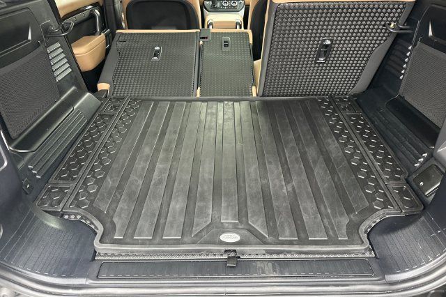 Used 2025 Land Rover Defender 110 S AWD/4WD image 14