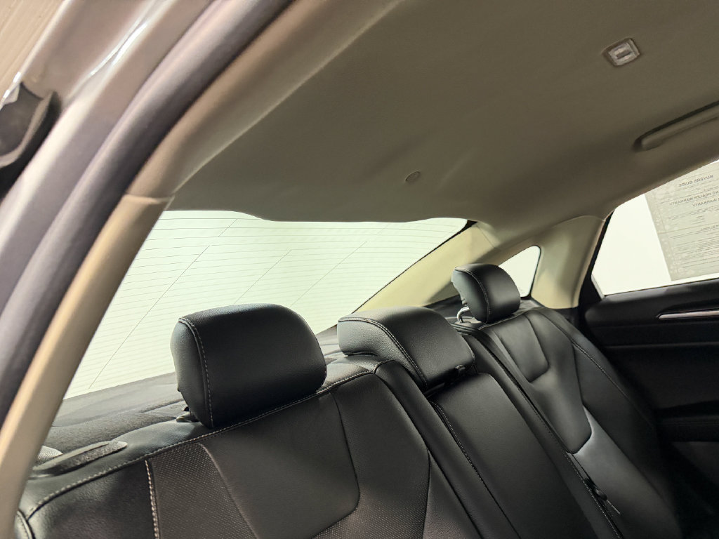Used 2020 Ford Fusion Energi Titanium FWD image 15
