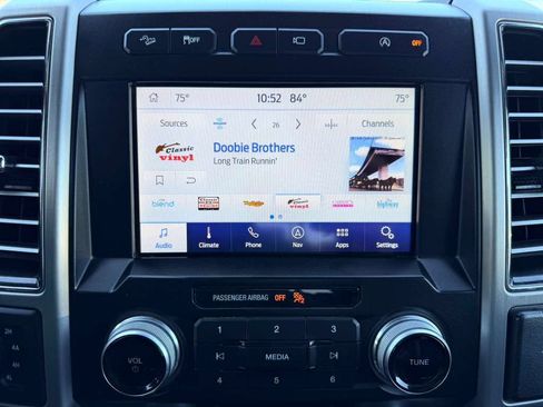 Used 2020 Ford F150 Platinum w/ Equipment Group 701A Luxury AWD/4WD image 30