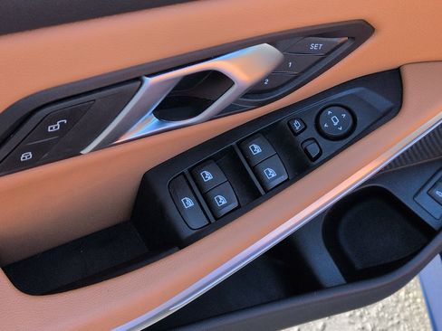 Certified 2024 BMW 330i Sedan w/ M Sport Package image 15