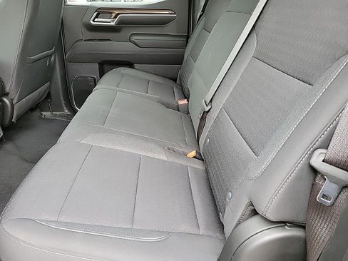 Used 2022 Chevrolet Silverado 1500 LT image 12