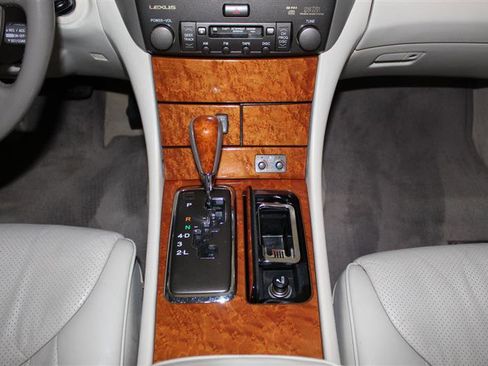 Used 2003 Lexus LS 430 image 15