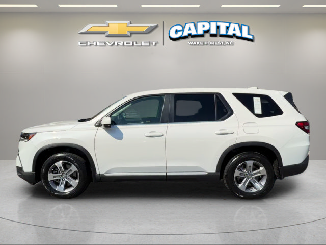 Used 2025 Honda Pilot EX-L image 2