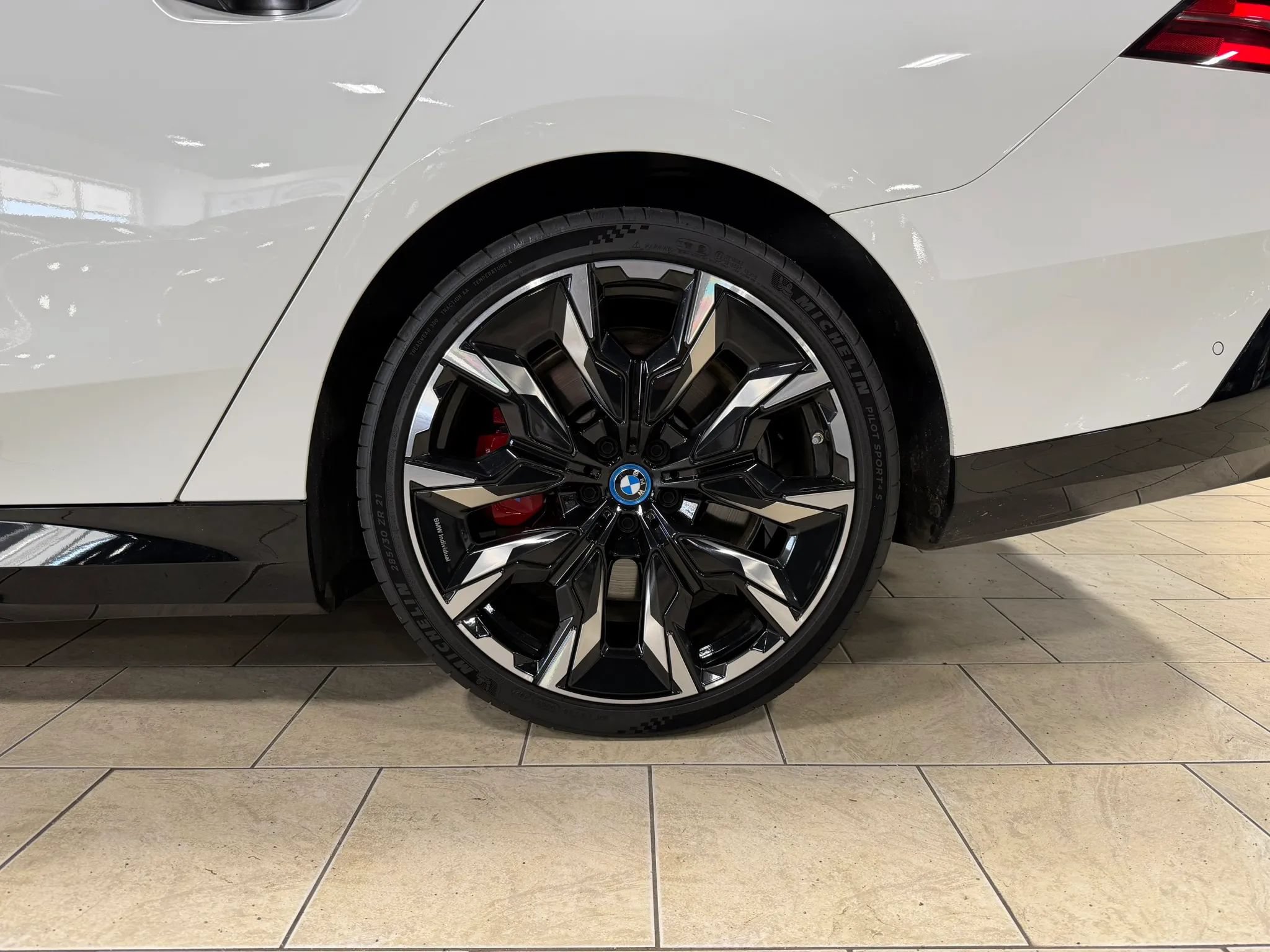 Used 2024 BMW i5 M60 w/ Premium Package AWD/4WD image 39