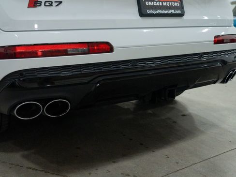 Used 2020 Audi SQ7 Prestige image 10