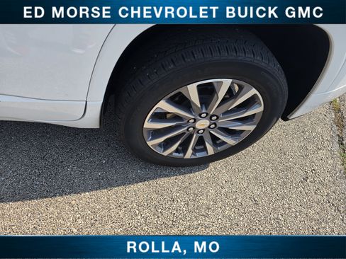 Certified 2023 Chevrolet Traverse Premier FWD image 10