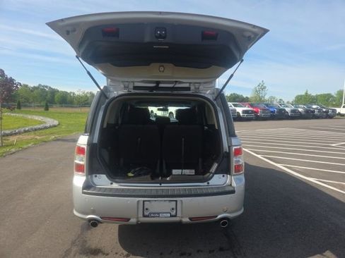 Used 2014 Ford Flex SE FWD image 11