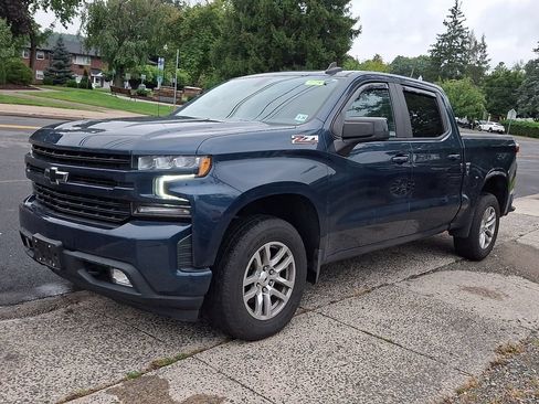 Used 2021 Chevrolet Silverado 1500 RST AWD/4WD image 3