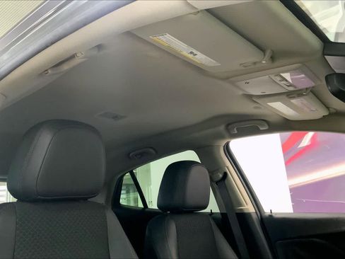 Used 2022 Buick Encore Preferred w/ Safety Package image 28