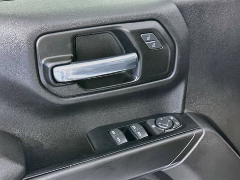 Used 2022 Chevrolet Silverado 1500 Custom w/ Safety Confidence Package AWD/4WD image 24