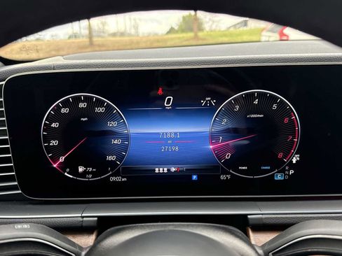 Certified 2024 Mercedes-Benz GLE 450 4MATIC image 25