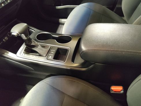 Used 2019 Kia Sorento AWD image 26