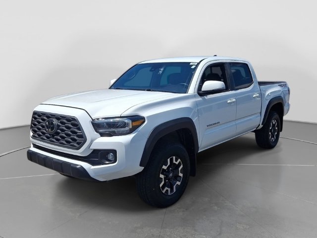 Used 2023 Toyota Tacoma TRD Off-Road w/ Advanced Technology Package AWD/4WD image 3