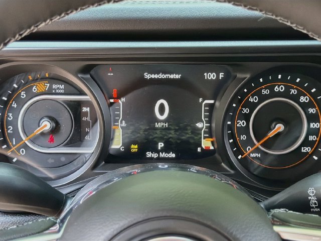 New 2026 Jeep Wrangler Unlimited Sahara AWD/4WD image 12