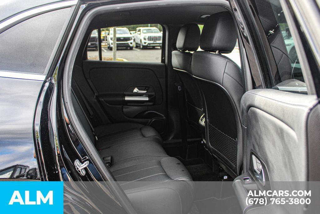 Used 2025 Mercedes-Benz GLA 250 image 18