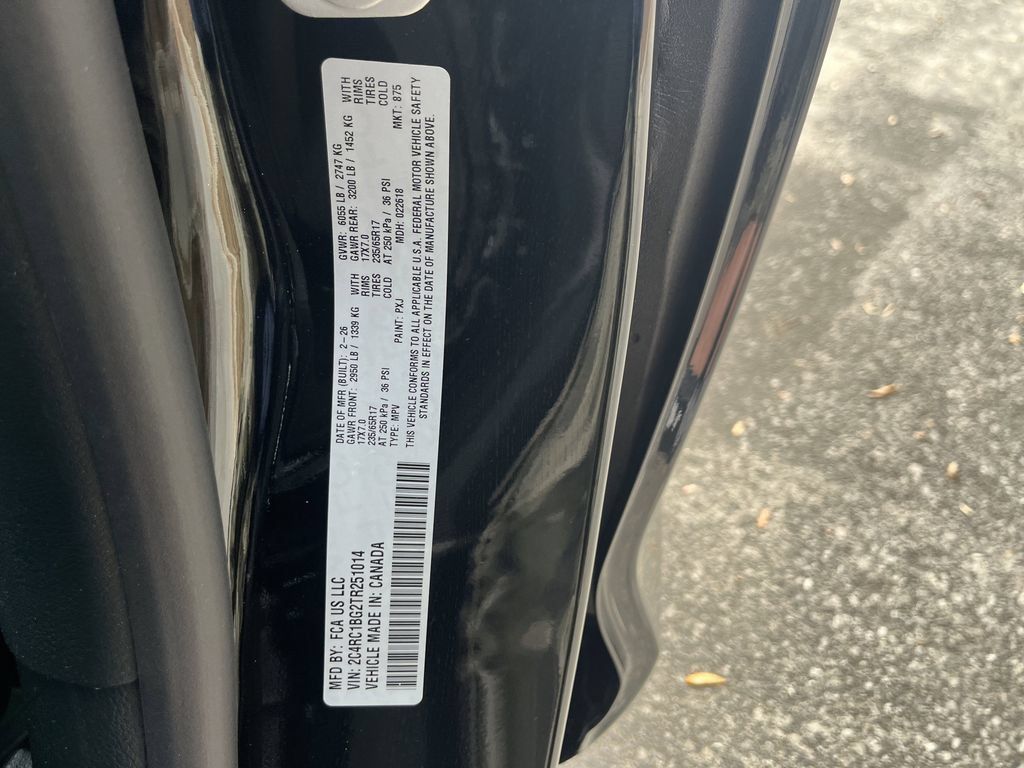 New 2026 Chrysler Pacifica Select FWD image 34