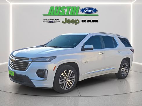 Used 2022 Chevrolet Traverse High Country w/ LPO, Floor Liner Package image 3