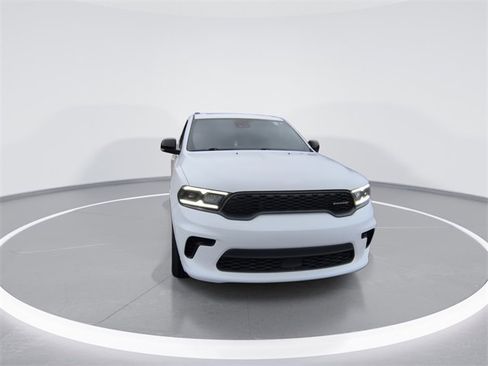 Used 2024 Dodge Durango GT image 2