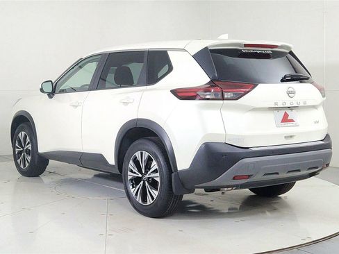 Certified 2023 Nissan Rogue SV image 5