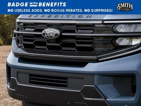 New 2027 Ford Expedition Platinum w/ Stealth Appearance Package AWD/4WD image 18