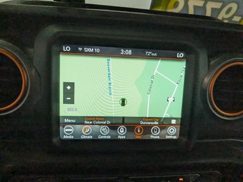Used 2022 Jeep Gladiator Mojave w/ LED Lighting Group AWD/4WD image 19