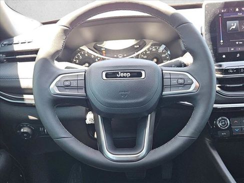 New 2026 Jeep Compass Latitude AWD/4WD image 12