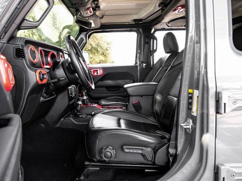 Used 2022 Jeep Wrangler Unlimited Sahara w/ Cold Weather Group AWD/4WD image 44